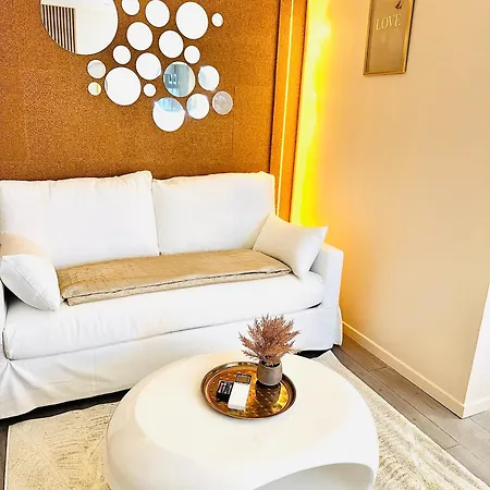 Hotel Dubai Privée Avec Espaces Communs *